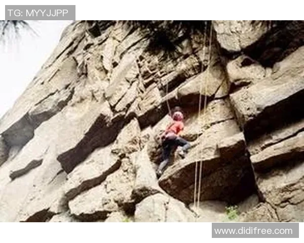 攀岩精神:深入解析北京攀岩队员的心理素质与挑战应对能力 攀岩精神:深入解析北京攀岩队员的心理素质与挑战应对能力